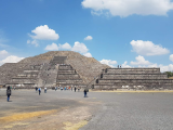 Teotihuacán - Měsíční pyramida2 (Mexiko, Mgr. Sylva Vltavská)